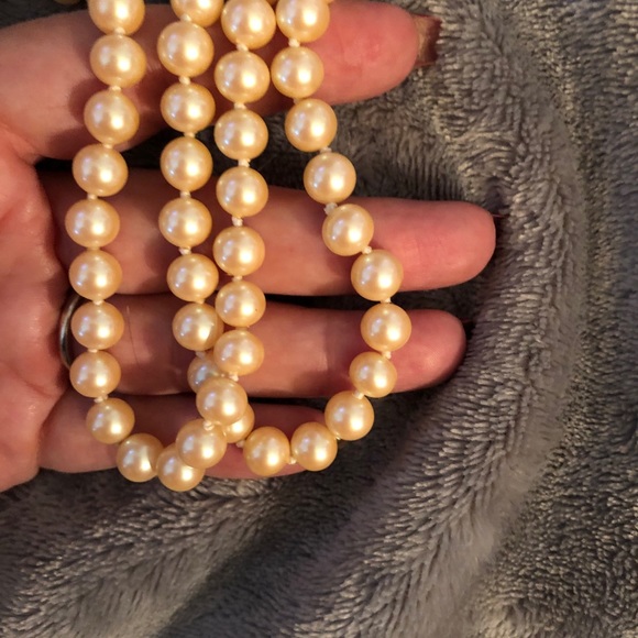 Vintage 1960’s Prestige glass pearls 54”extra long - Picture 9 of 13